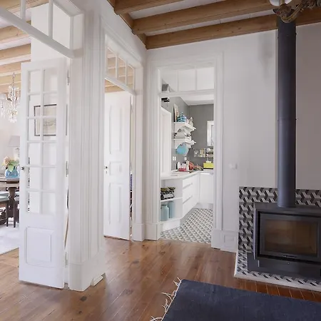 Vakantiehuis Feels Like Estoril Spacious House